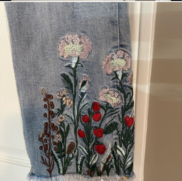 Jella Couture Embroidered Blue Jeans - Picture 16 of 16